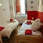 Casa Del Cucciolo Con Parcheggio Privato דירה
