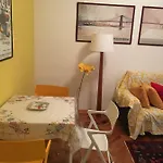 Casa Del Cucciolo Con Parcheggio Privato Terst